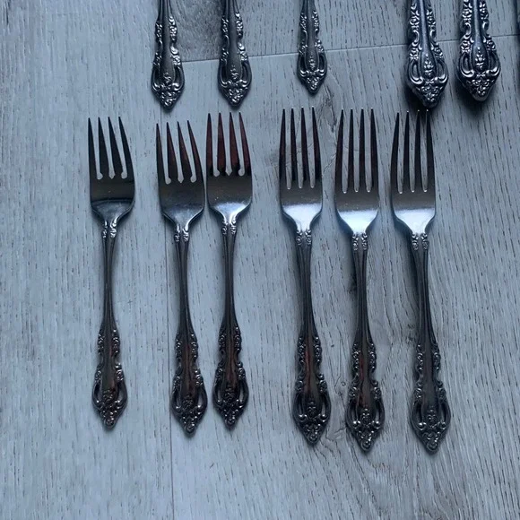 Oneida‎ Community Stainless Utensil Set - Picture 2 of 9